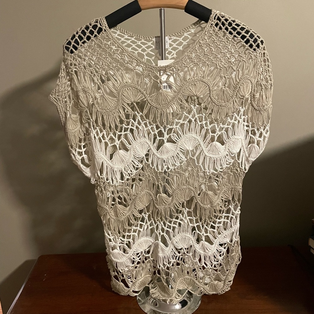 NY&CO Boho Crochet Sheer Top. Size XS. NWT.